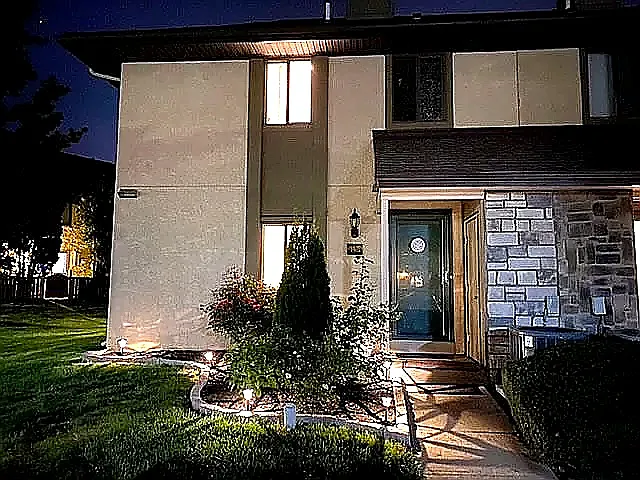 113 Hampshire Dr
