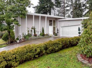 805 170th Pl NE, Bellevue, WA