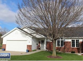 923 W Windtree Dr, Appleton, WI 54914