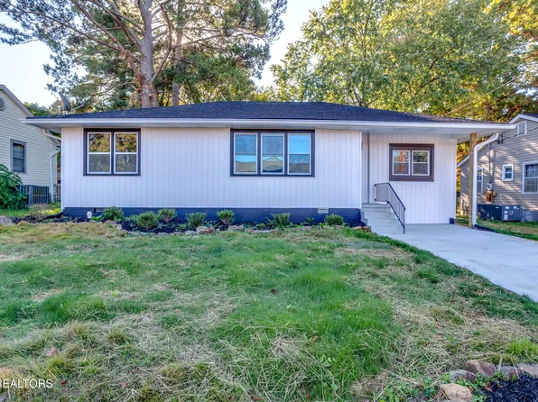 2728 Arbor Pl, Knoxville, TN 37917