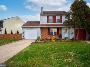 66 Blue Jay Dr, Clementon, NJ 08021