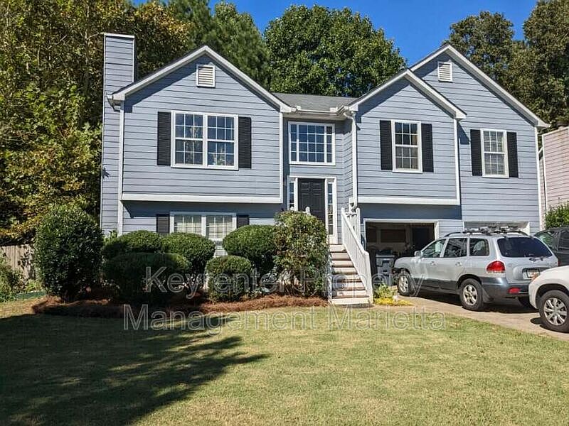 1st image of 4819 Lake Park Ter
