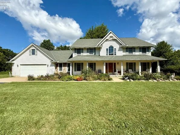 52808 N Ridge Rd, Vermilion, OH 44089