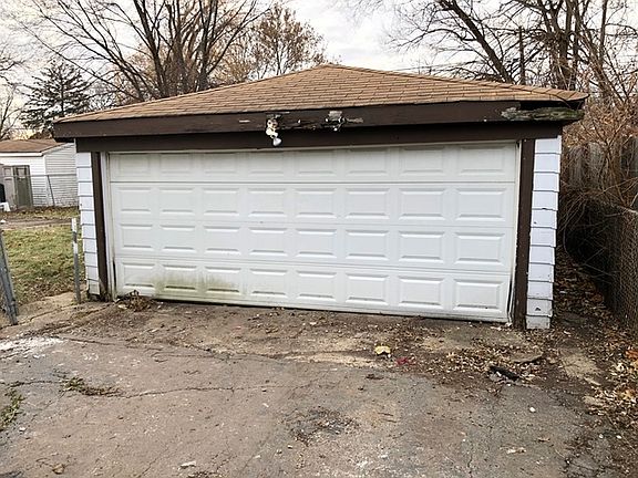 2nd image of 3118 Sandra Ave