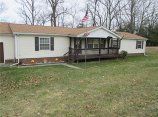 116 E 1st Ave, Ellwood City, PA 16117