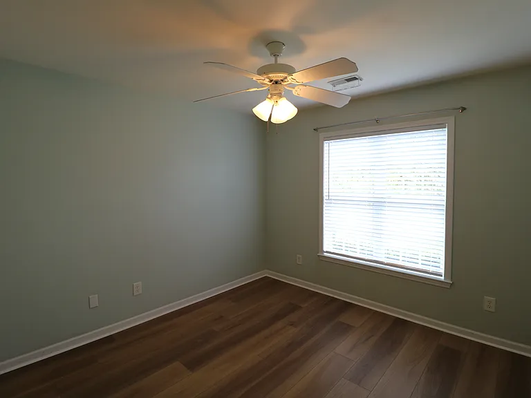 6004 Old Park Ln — Photo 22