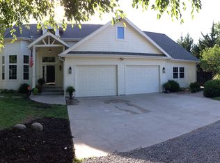 5353 SW Wanamaker Rd, Topeka, KS 66610