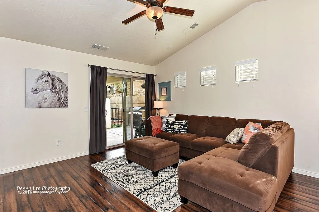 Coral Canyon Home — Photo 3