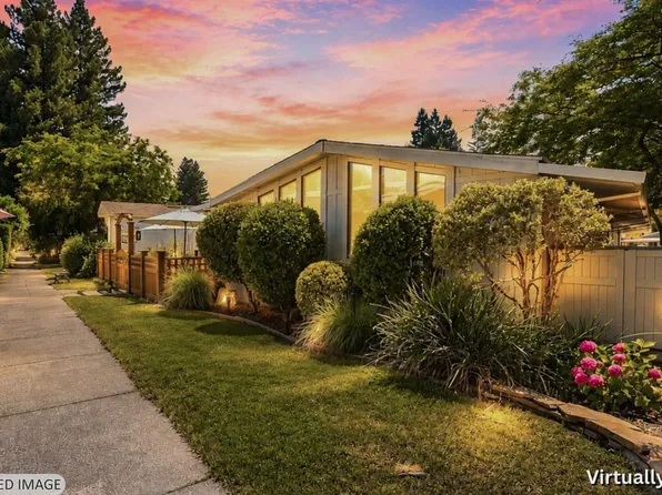 3 Laguna Seca Court, St. Helena, CA 94574