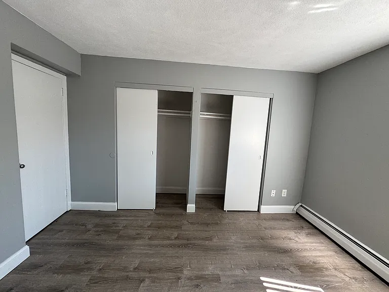 247 Main St — Photo 7