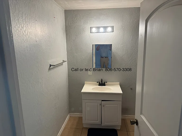 4232 SW 10th Ave — Photo 10