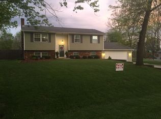 3320 Jannett Dr, Zanesville, OH 43701