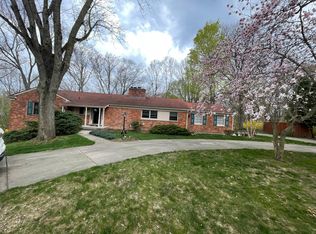 1308 Green Ridge Rd, Rochester Hills, MI 48309