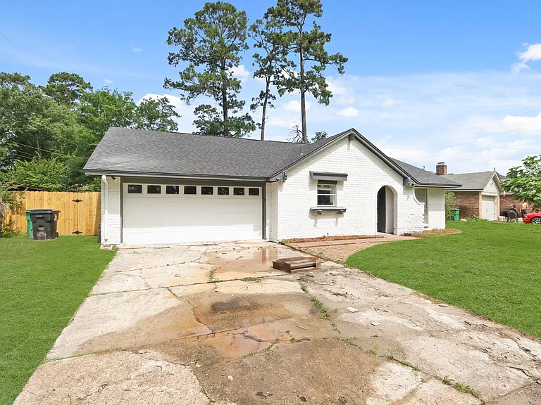 24607 Green Moss Dr — Photo 1
