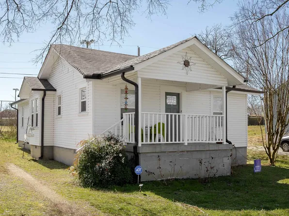 220 Foy Ave, Florence, AL 35630