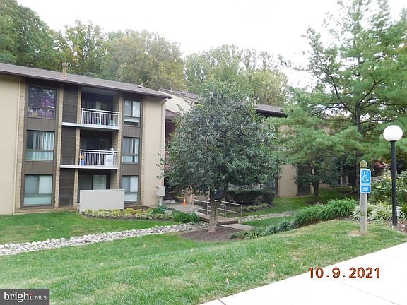 2nd image of 5901 Tamar Dr Unit 1