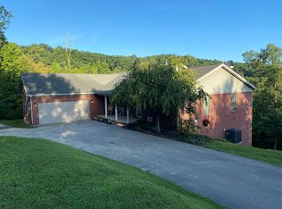 605 Ledgewood Hl, Borden, IN 47106