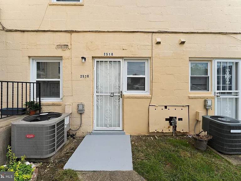 2510 Iverson St — Photo 18