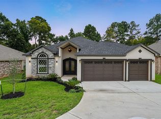 12613 Walden Rd, Montgomery, TX 77356