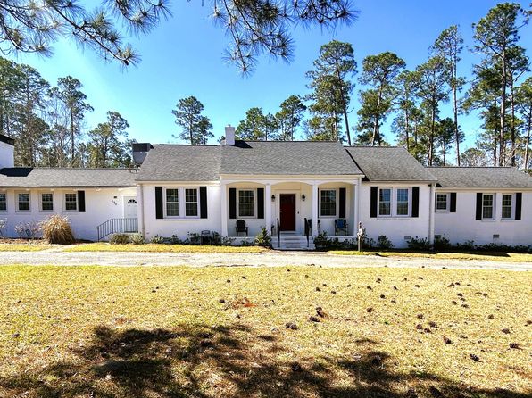 625 N Main St, Swainsboro, GA 30401