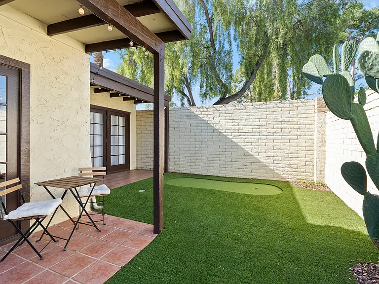 7802 E Mackenzie Dr — Photo 9