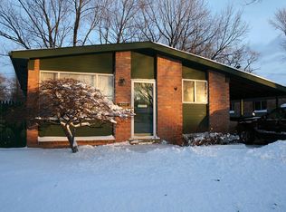4002 Edgeland Ave, Royal Oak, MI