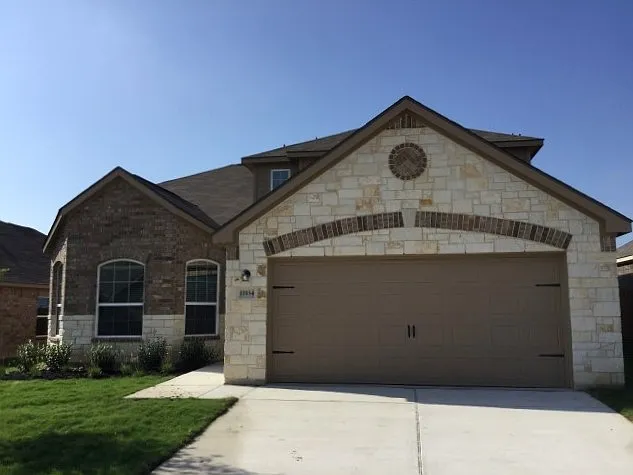 11934 Luckey Riv
