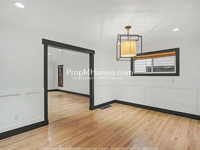 1112 Erickson St — Photo 4