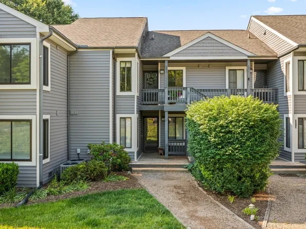 2122 Deer Run, Forest, VA 24551