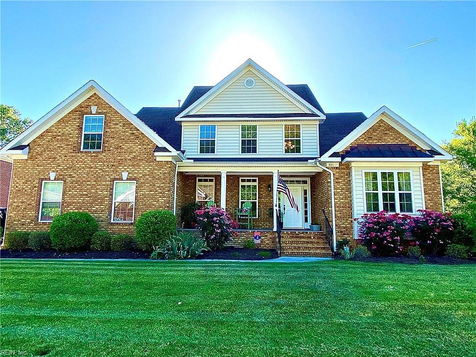 301 Whitehurst Landing in Chesapeake VA!
