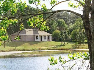 54 Ashley Ln, Carriere, MS 39426