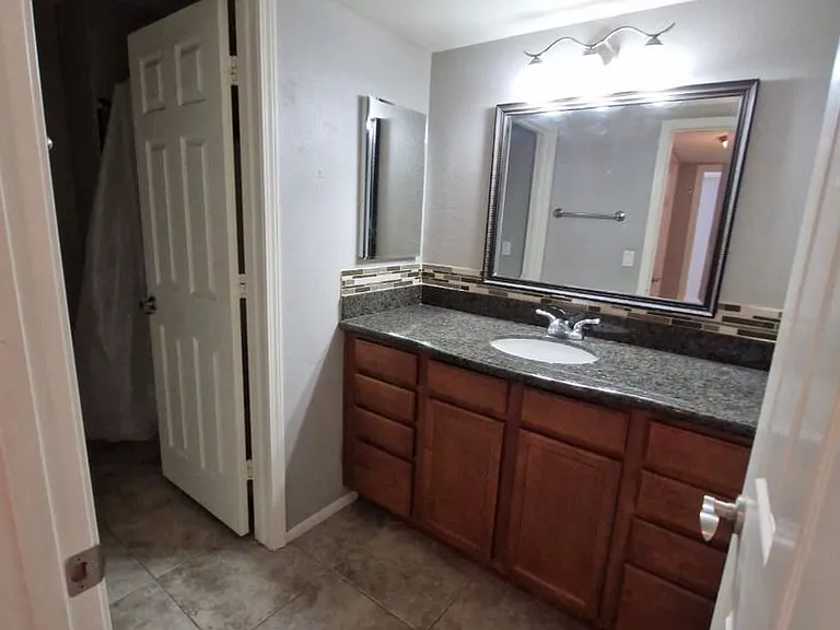 1455 E Katie Ave #C28 — Photo 15
