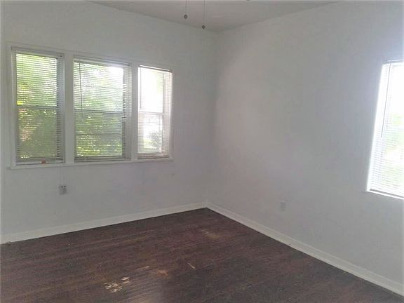 4th image of 513 E 20th St #1A-1A-1A