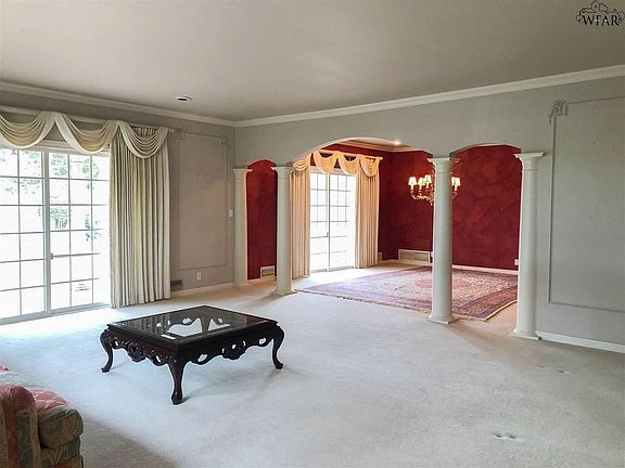 4th image of 4307 Lake Park Dr