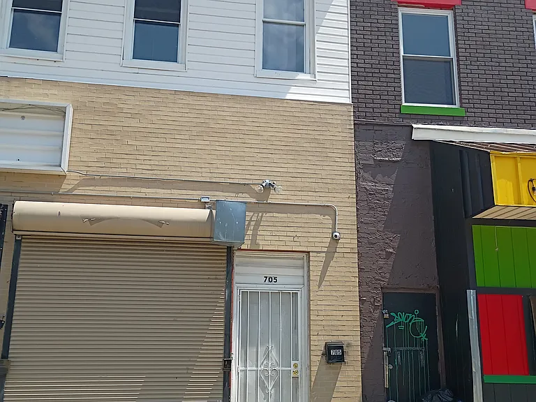 705 Poplar Grove St — Photo 1