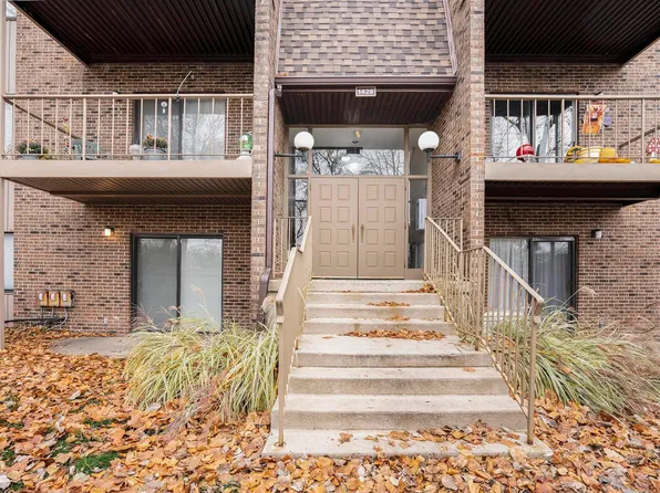 1428 Marigold Way APT 111, South Bend, IN 46617
