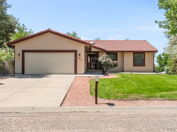 152 W Glenrose Dr, Pueblo West, CO 81007