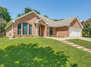 8645 Madison Dr, North Richland Hills, TX 76182
