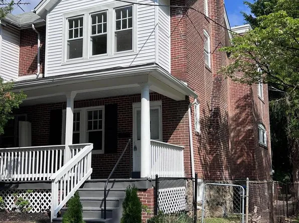 910 E 20th St, Chester, PA 19013