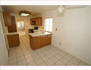 4th image of 7070 Orange Grove Ln
