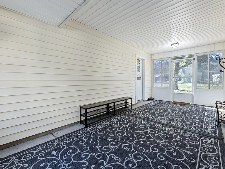 9123 Kerr Dr — Photo 62