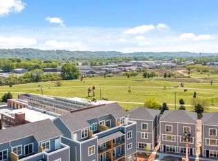 947 Montague Pl, Chattanooga, TN 37408