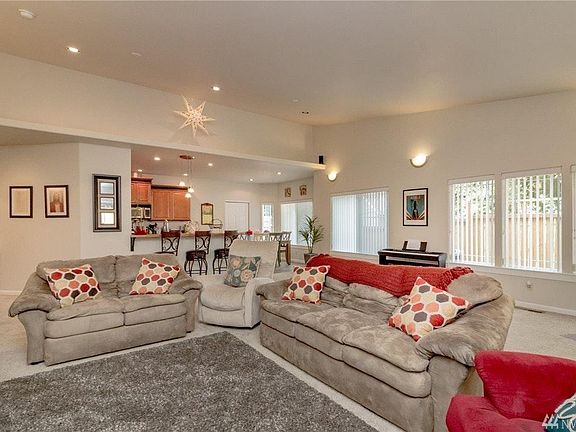 Open living room, Dining room, Kitchen