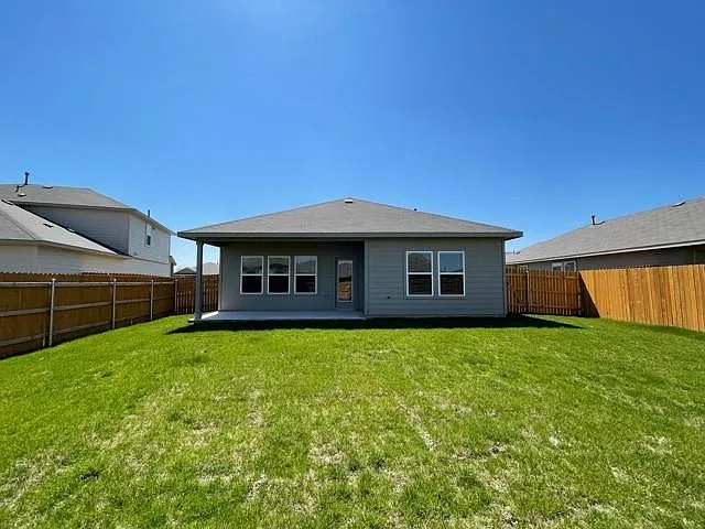 322 Northshore Trl — Photo 2