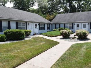 19 Plymouth Ct #19, Clinton, CT 06413