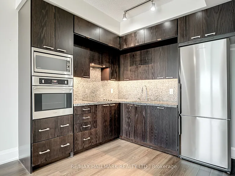 120 Harrison Garden Blvd #807 — Photo 11
