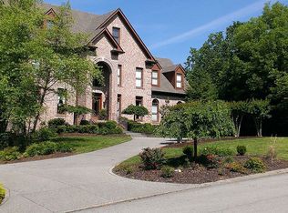 822 Woodburn Dr, Brentwood, TN 37027