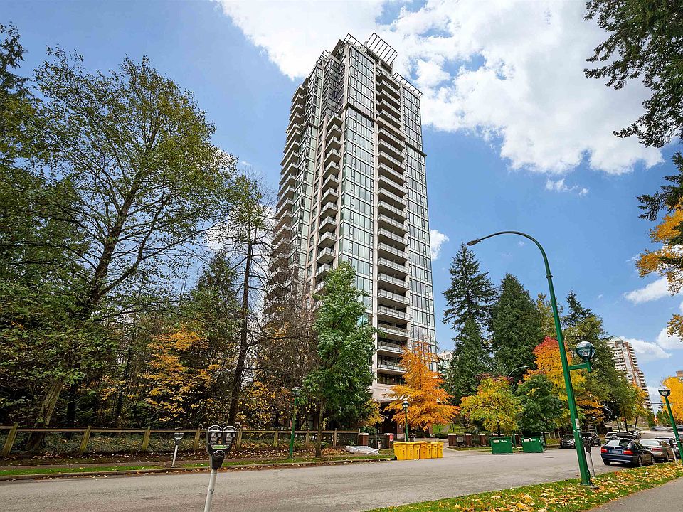 7088 18th Ave Burnaby, BC Zillow