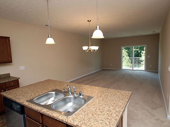 The Bentree III Kitchen with sink in island