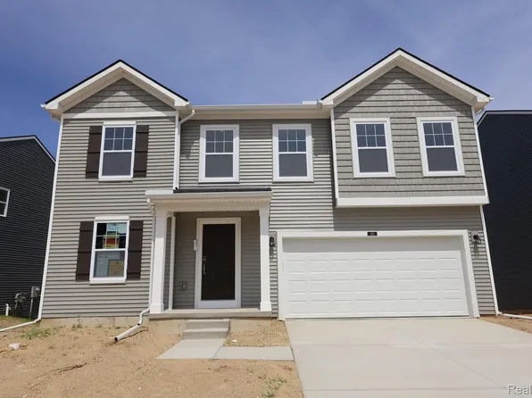 410 Hidden Riv W, Holly, MI 48442
